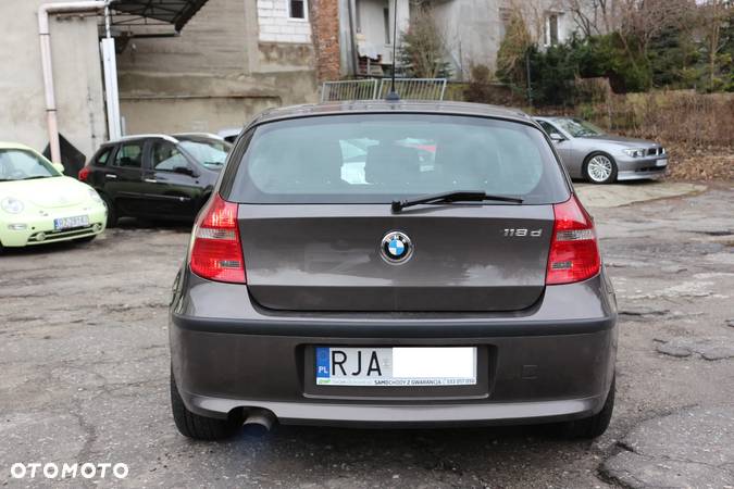 BMW Seria 1 118d DPF Edition Lifestyle - 9