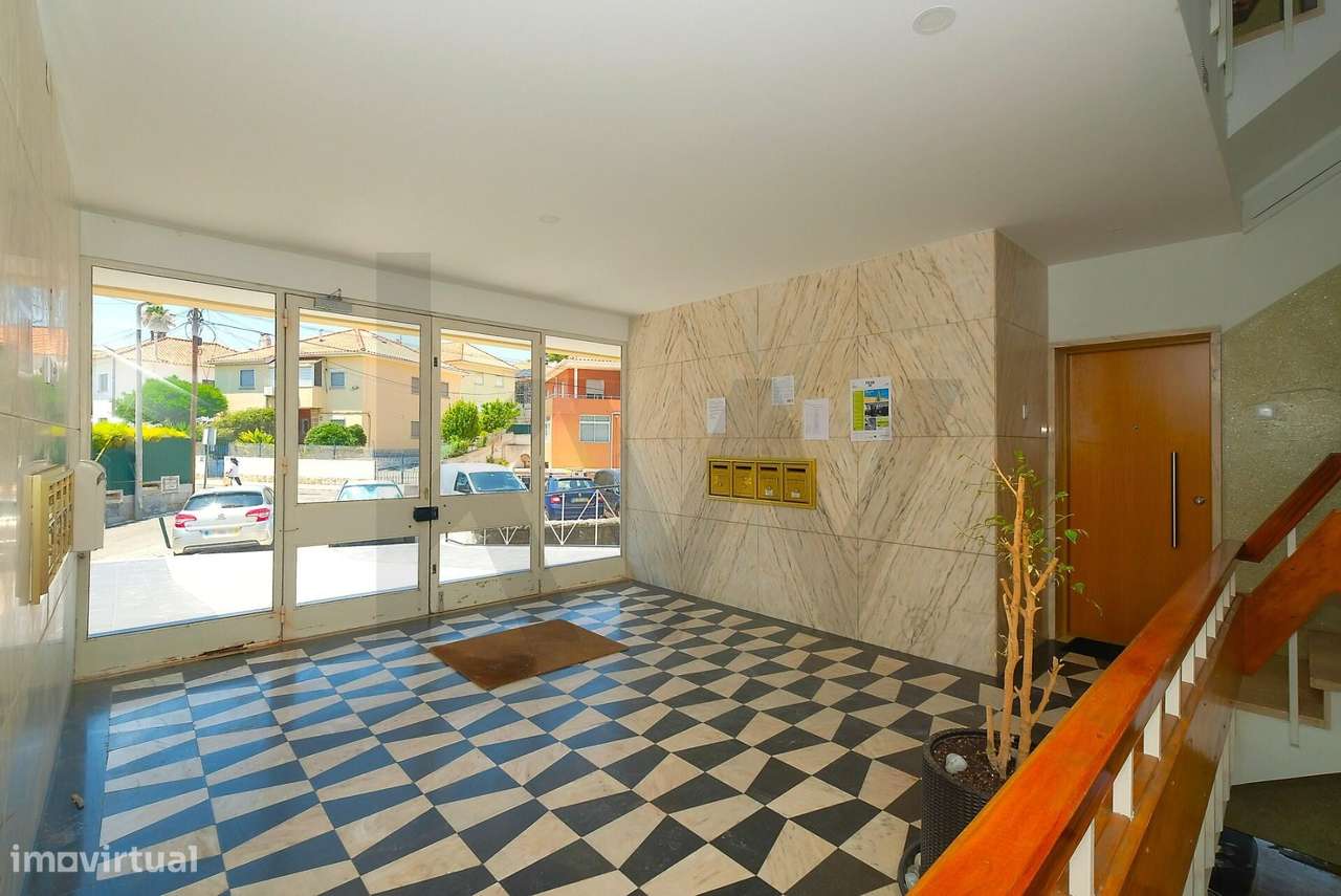 T4 Remodelado no Centro da Parede com Vista Mar-42