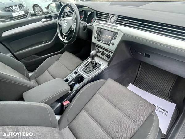 Volkswagen Passat Variant 2.0 TDI DSG Comfortline - 8