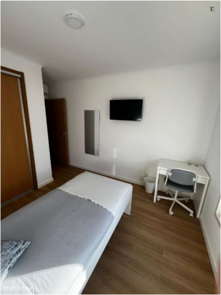 Quarto - localizado em Lumiar Lisbon - Grande imagem: 2/5