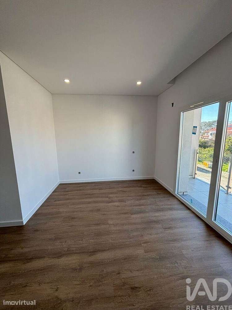 Casa / Villa T4 em Amora de 200,00 m2 - Grande imagem: 5/15