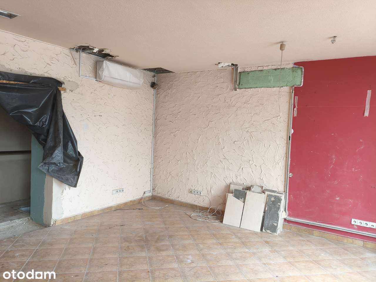 Lokal użytkowy 101,69 m²(parter+piwnica) – Katowice, ul. Piastowska 7-5