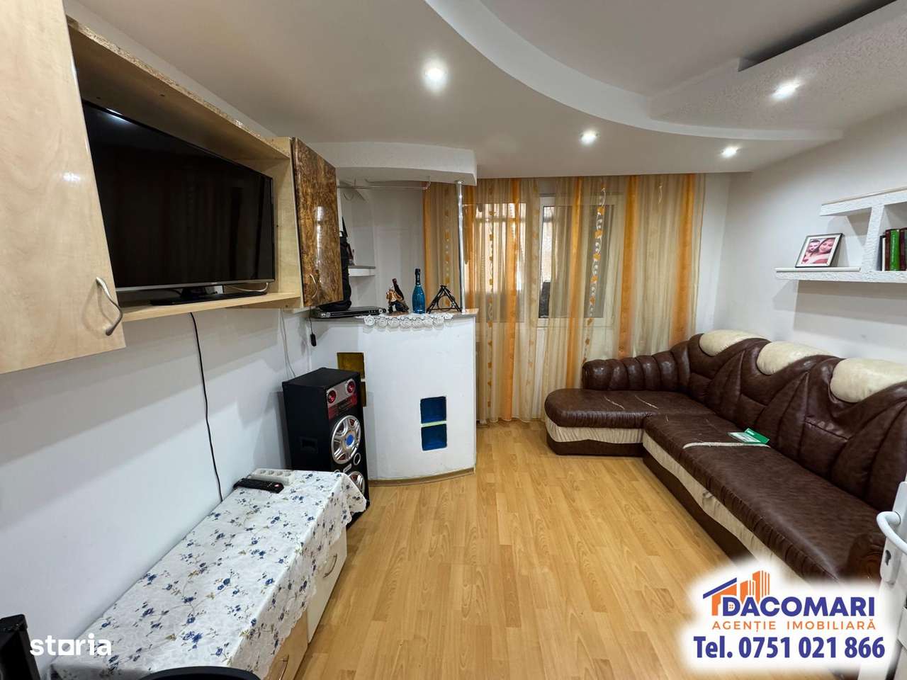 Apartament 2 camere decomandat, 38 mp + balcon 7 mp, etaj 1, Micro 40