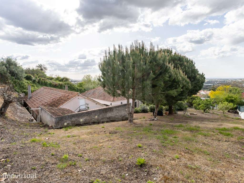 Moradia com vista panorâmica sobre Lisboa-41