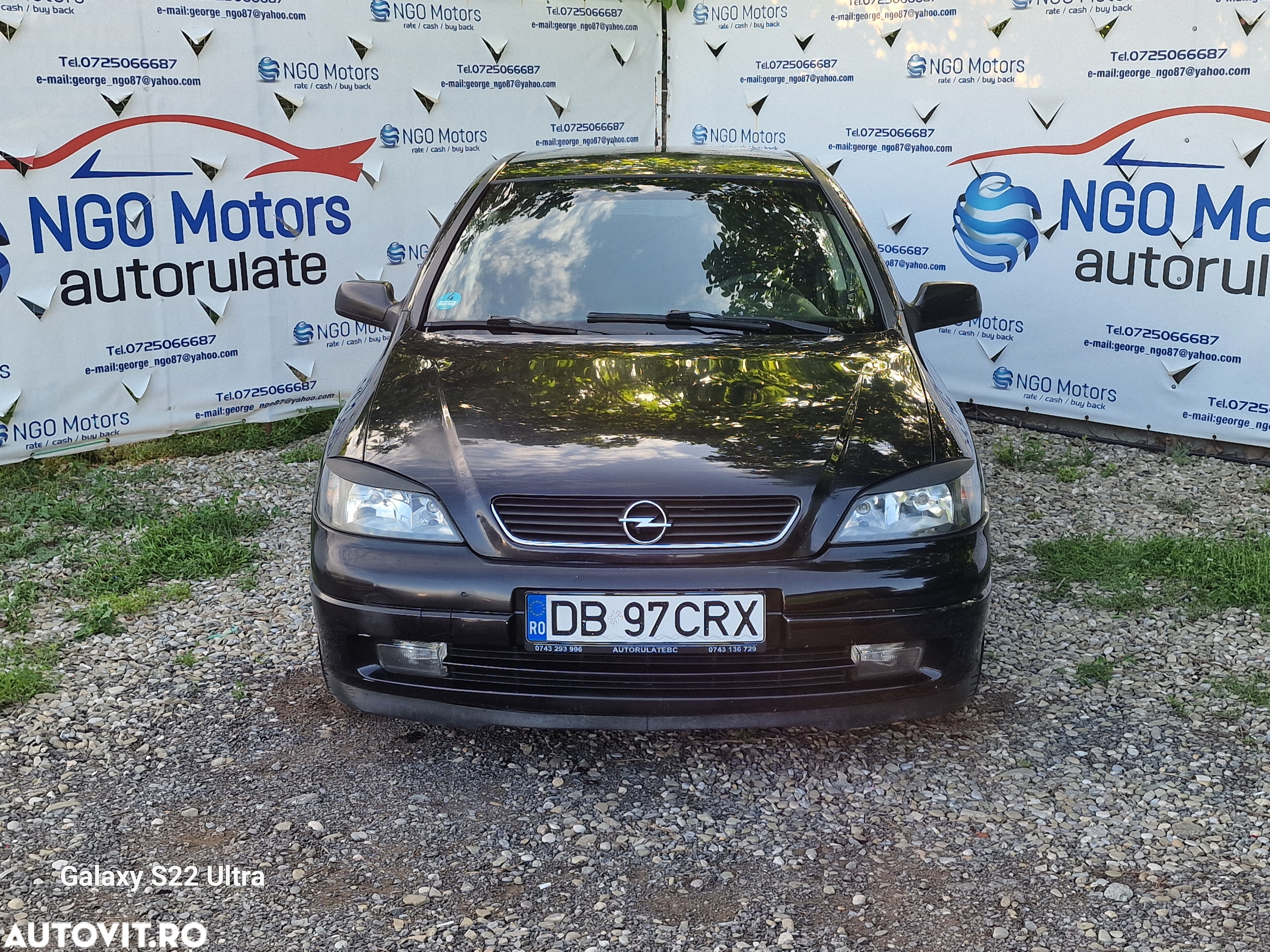 Opel Astra 1.8i Essentia - 2