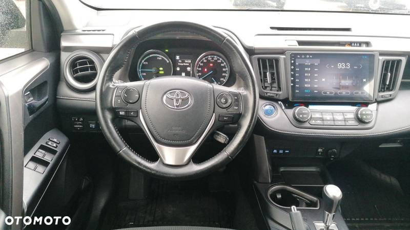 Toyota RAV4 - 13