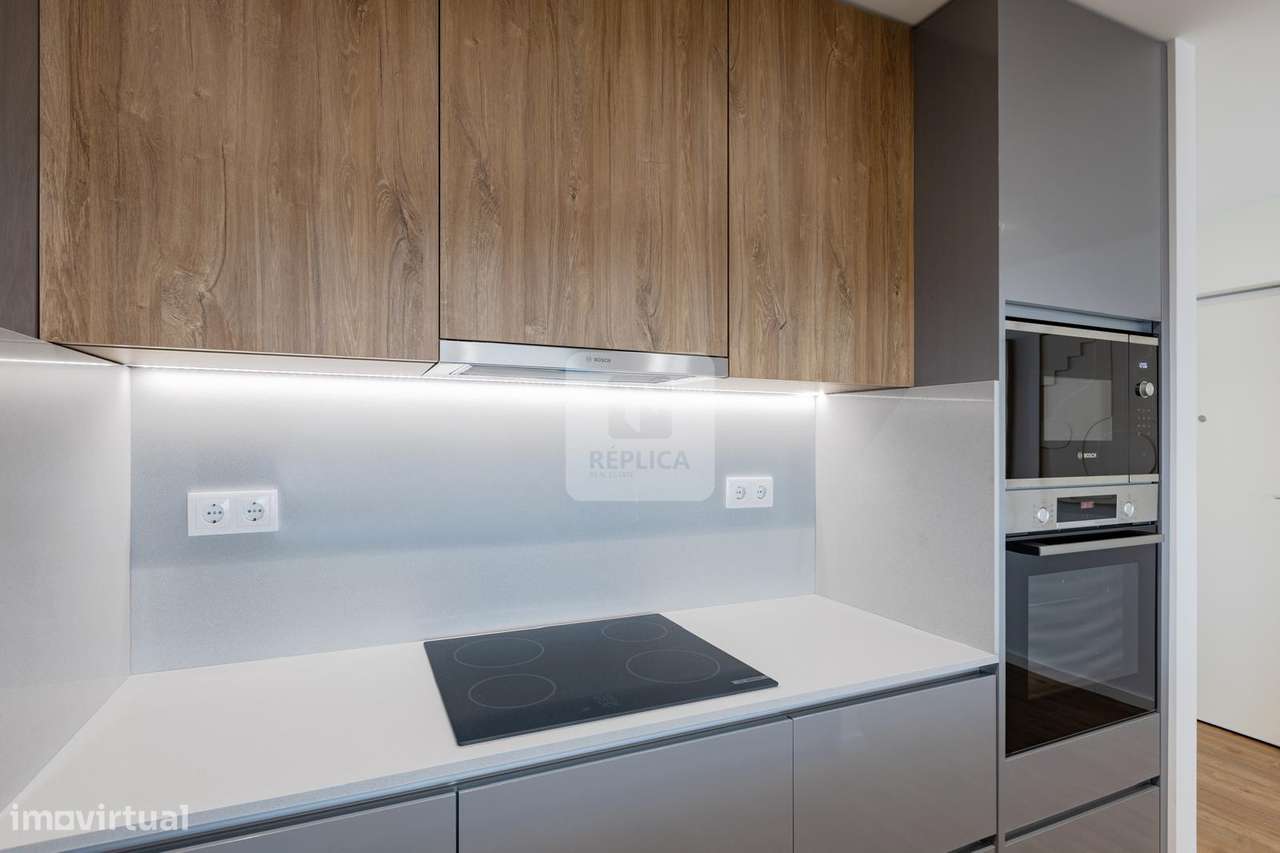 Penthouse T4 com Vista Panorâmica no Centro de Vila Nova de Gaia-14