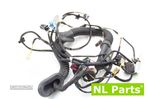 Instalação elétrica da porta Mercedes CLA C118 A1185401704 - 1