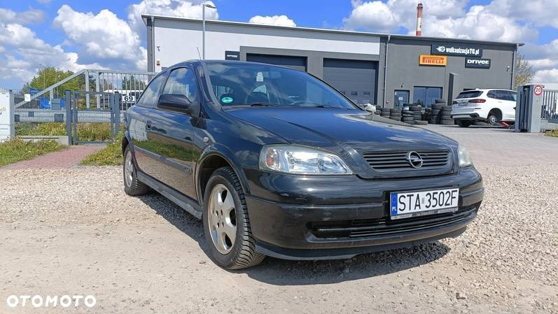 Opel Astra II 1.6 Sportive - 2