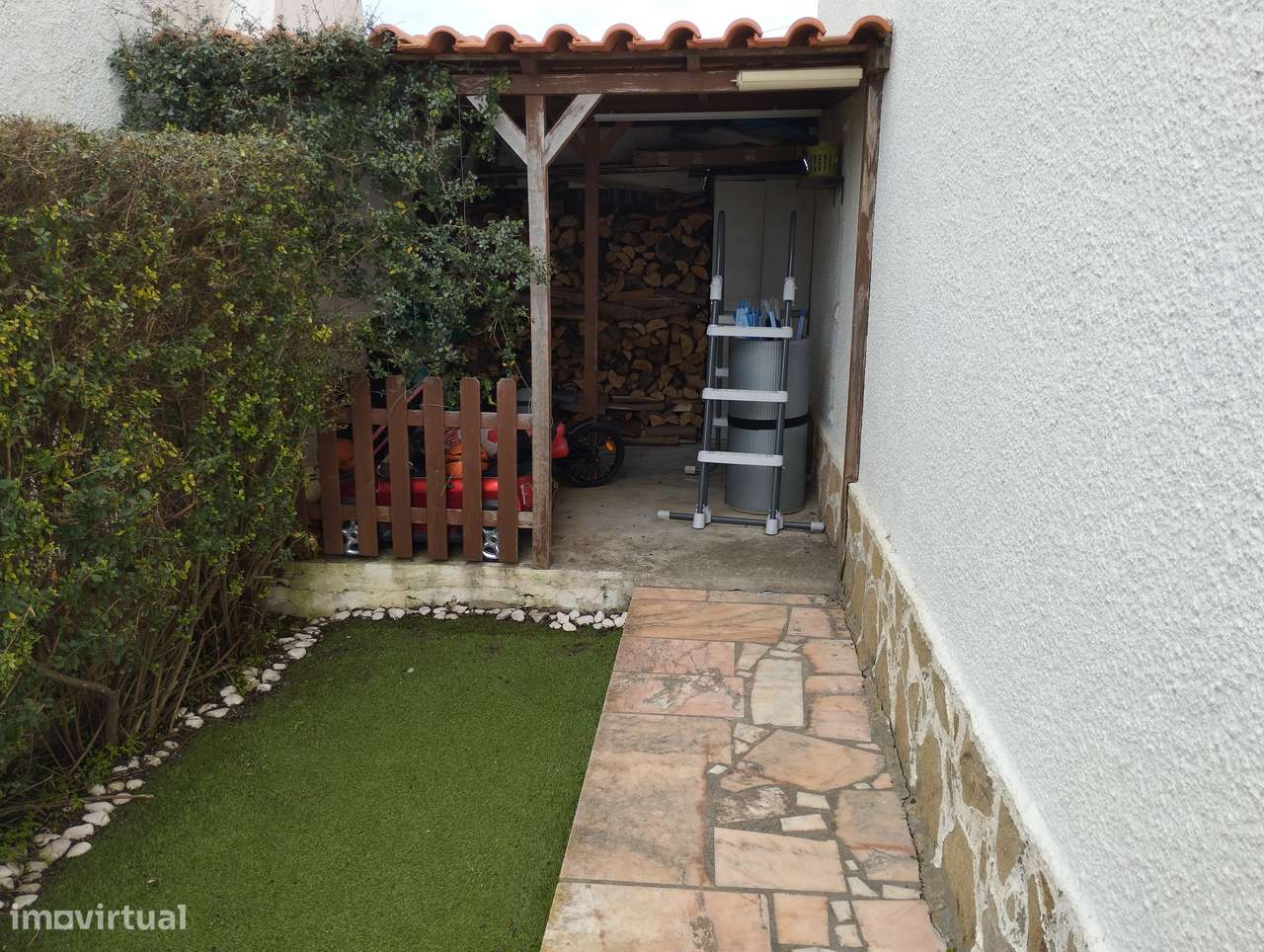 V2+2 junto à praia de S. Julião - Grande imagem: 4/39