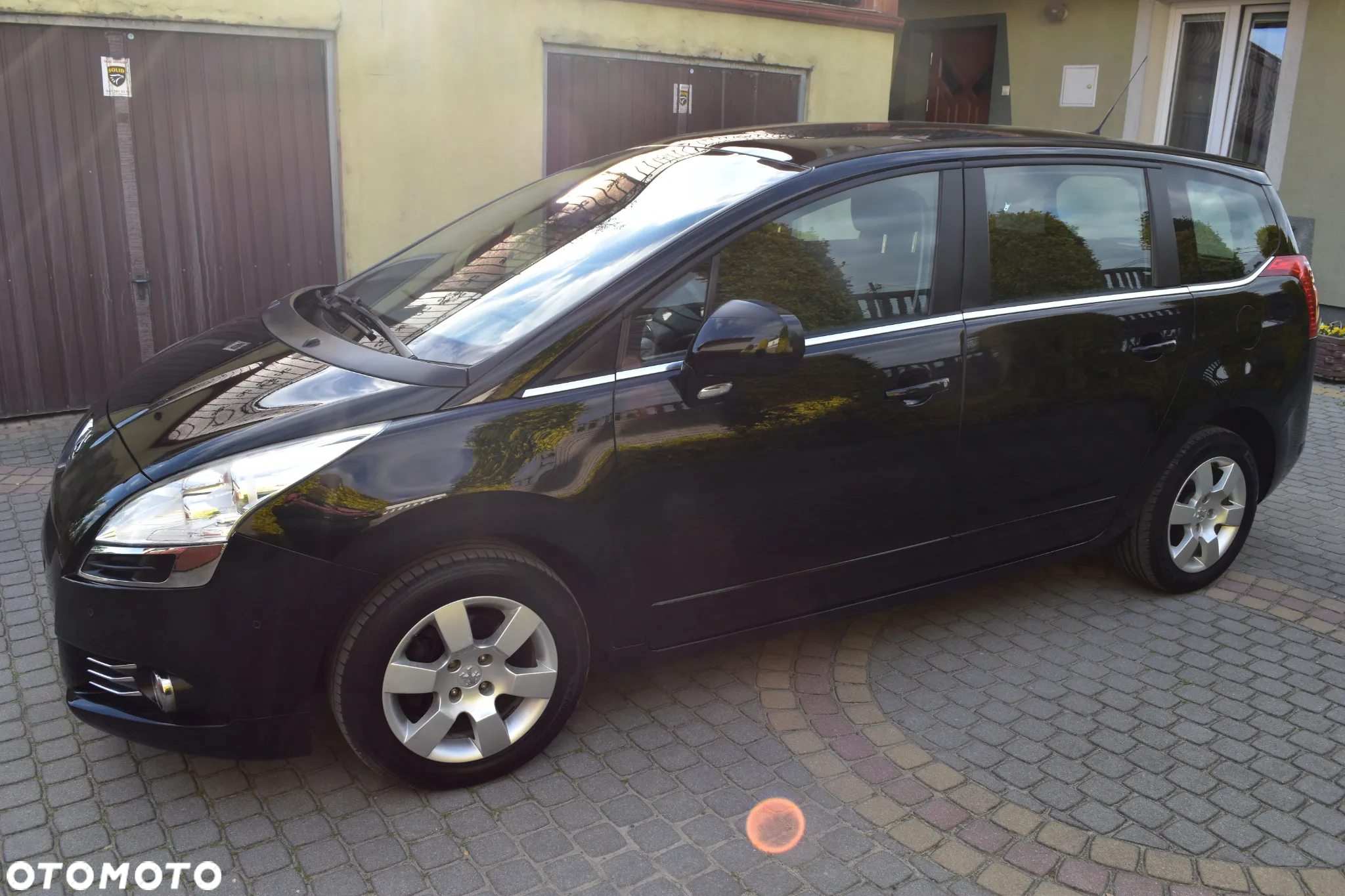 Peugeot 5008 1.6 HDi Family 7os - 14
