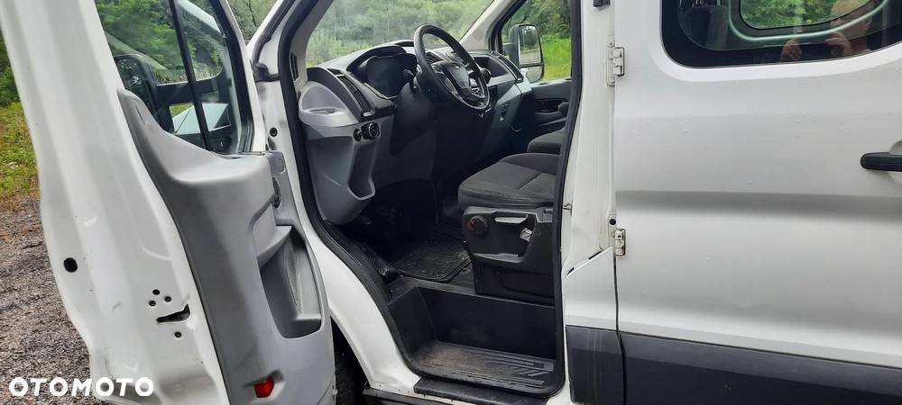 Ford Transit - 26