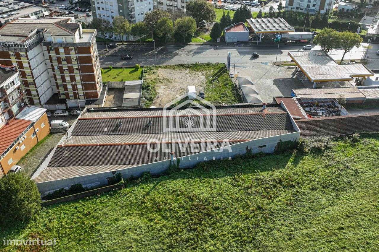 Pavilhão com escritórios - Maximinos, Braga-5