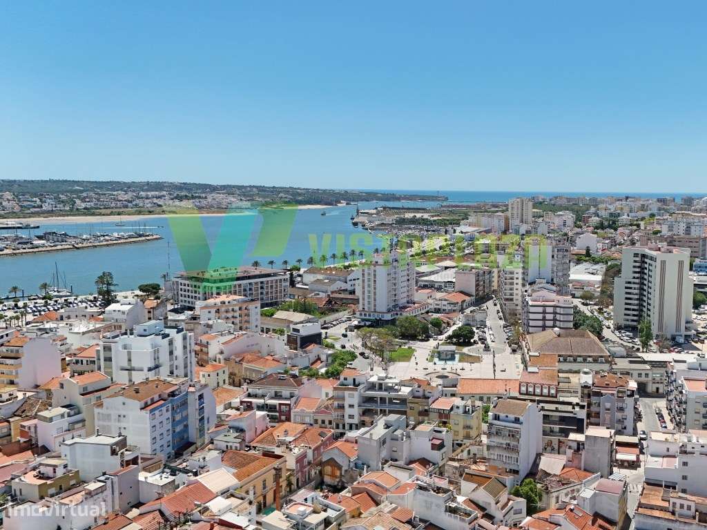 Apartamento T2 em Portimão, perto da Zona Ribeirinha-16