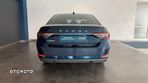 Skoda Superb 2.0 TDI SCR Style DSG - 4