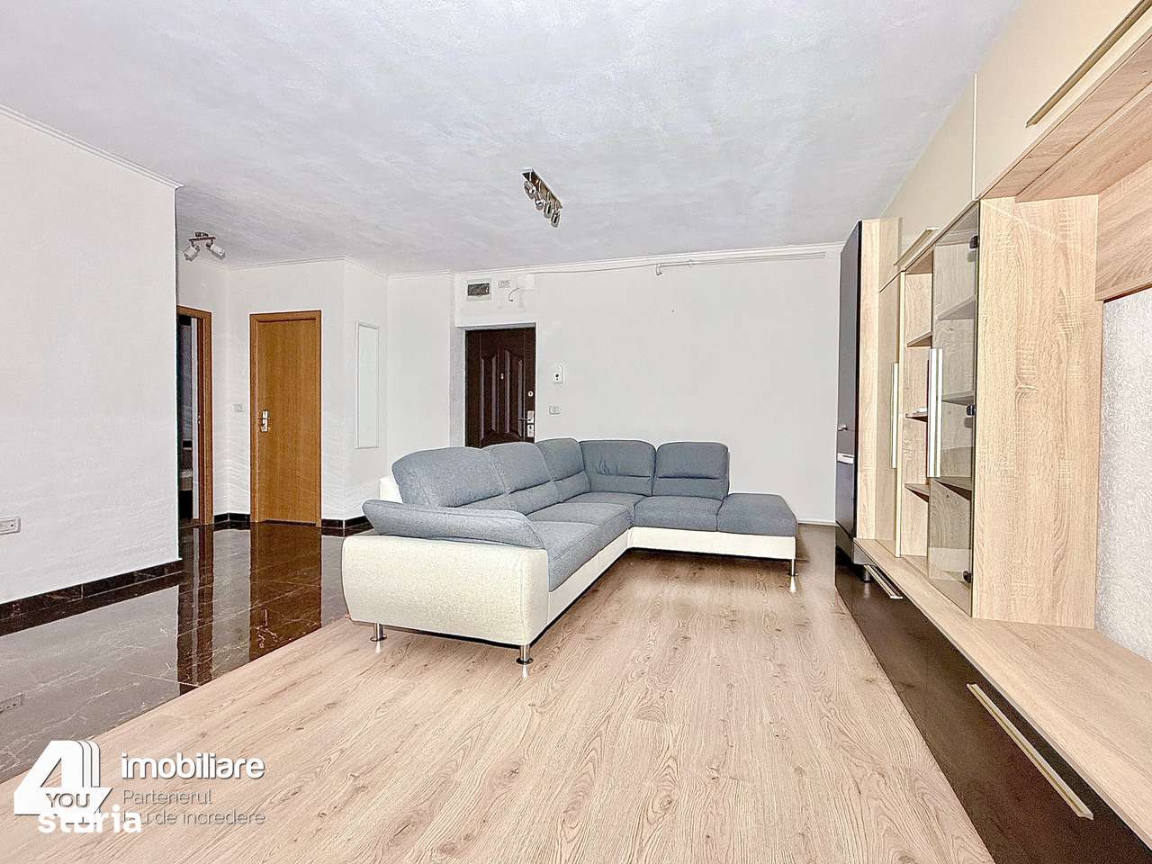 Apartament 2 camere Bloc Nou, Podgoria lângă lac, mobilat +termotecă - Imagine principală: 2/8