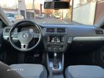 Volkswagen Jetta 1.4 Hybrid DSG - 9