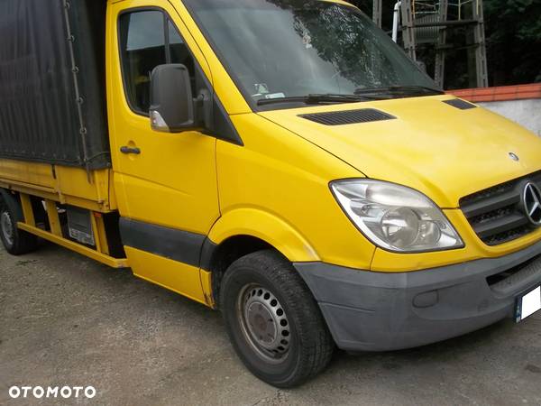 Mercedes-Benz Sprinter - 1