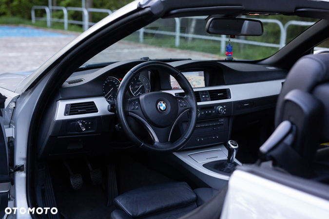 BMW Seria 3 320i Cabrio Edition Exclusive - 11