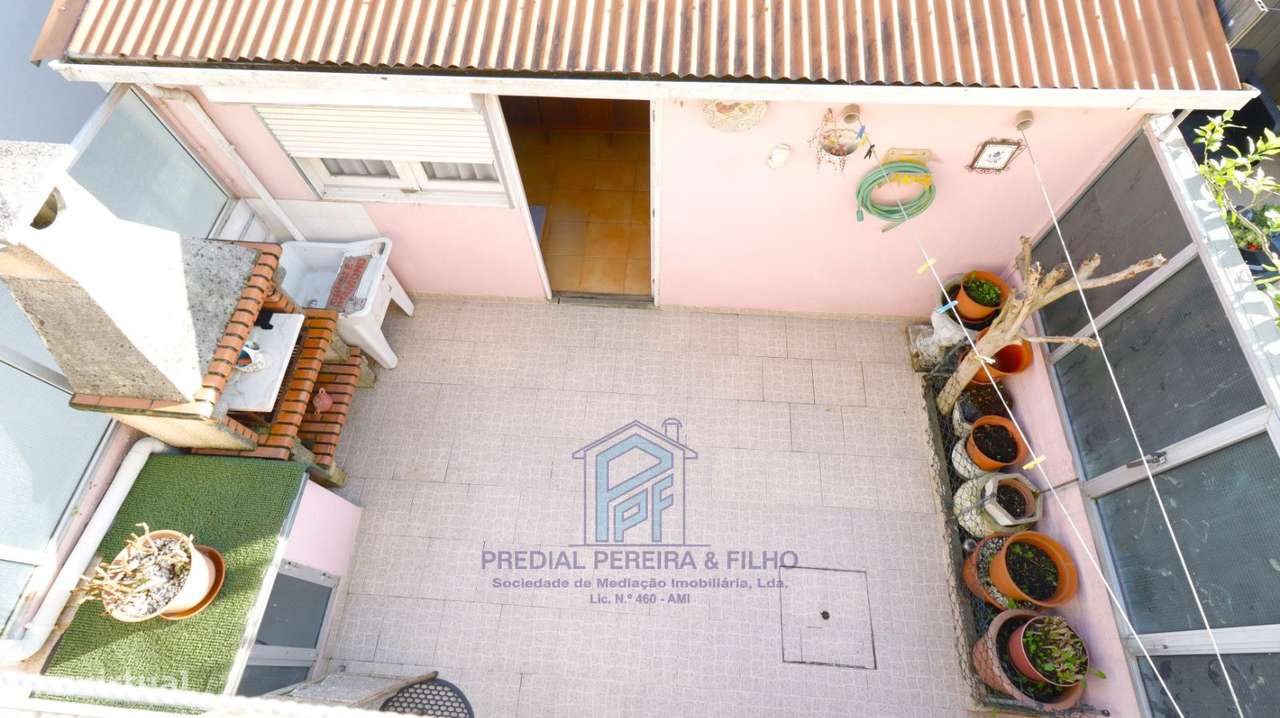 Moradia T3 - Rio Tinto / Venda Nova / Próx. Escola Secundária-23