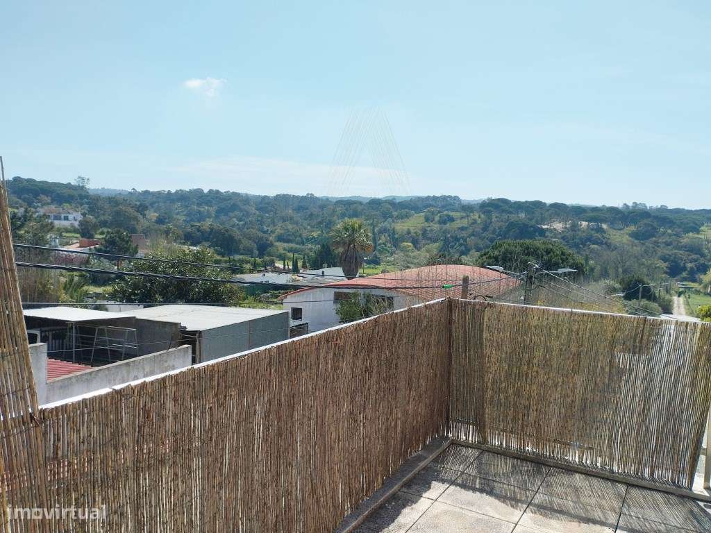 EXCLUSIVO | Excelente Moradia T3 em Castelo (Sesimbra)-16