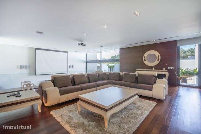 Moradia de Luxo para venda T4-8