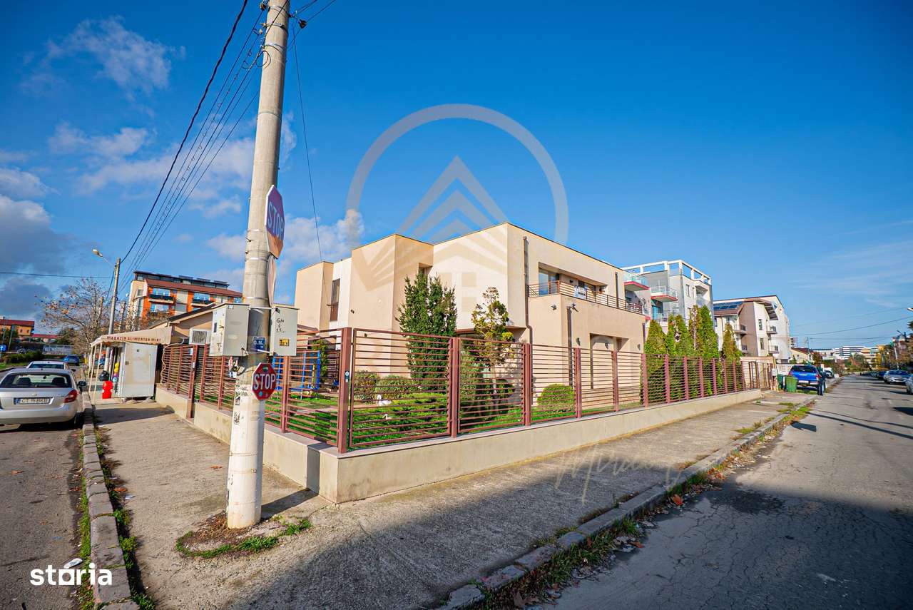 Stațiunea Mamaia Nord / Langa mare - Vânzare casa deosebita P+1E-2