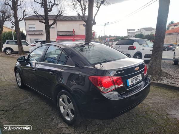 Chevrolet Cruze - 5