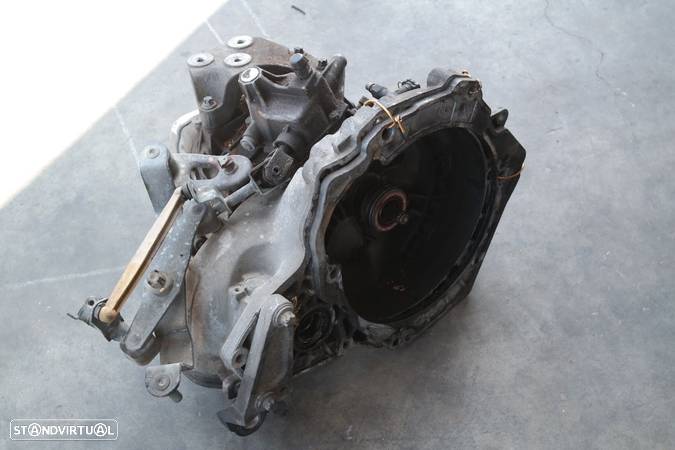 Caixa de 5 Velocidades Opel Corsa D 1.3 CDTI 75 F17W374 - 2