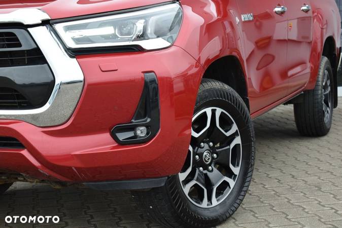 Toyota Hilux 2.8 D-4D Double Cab SR5 4x4 - 23