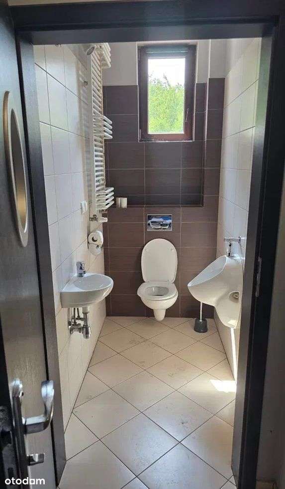 Na sprzedaż Hala z rampą i możliwością rozbudowy (-8