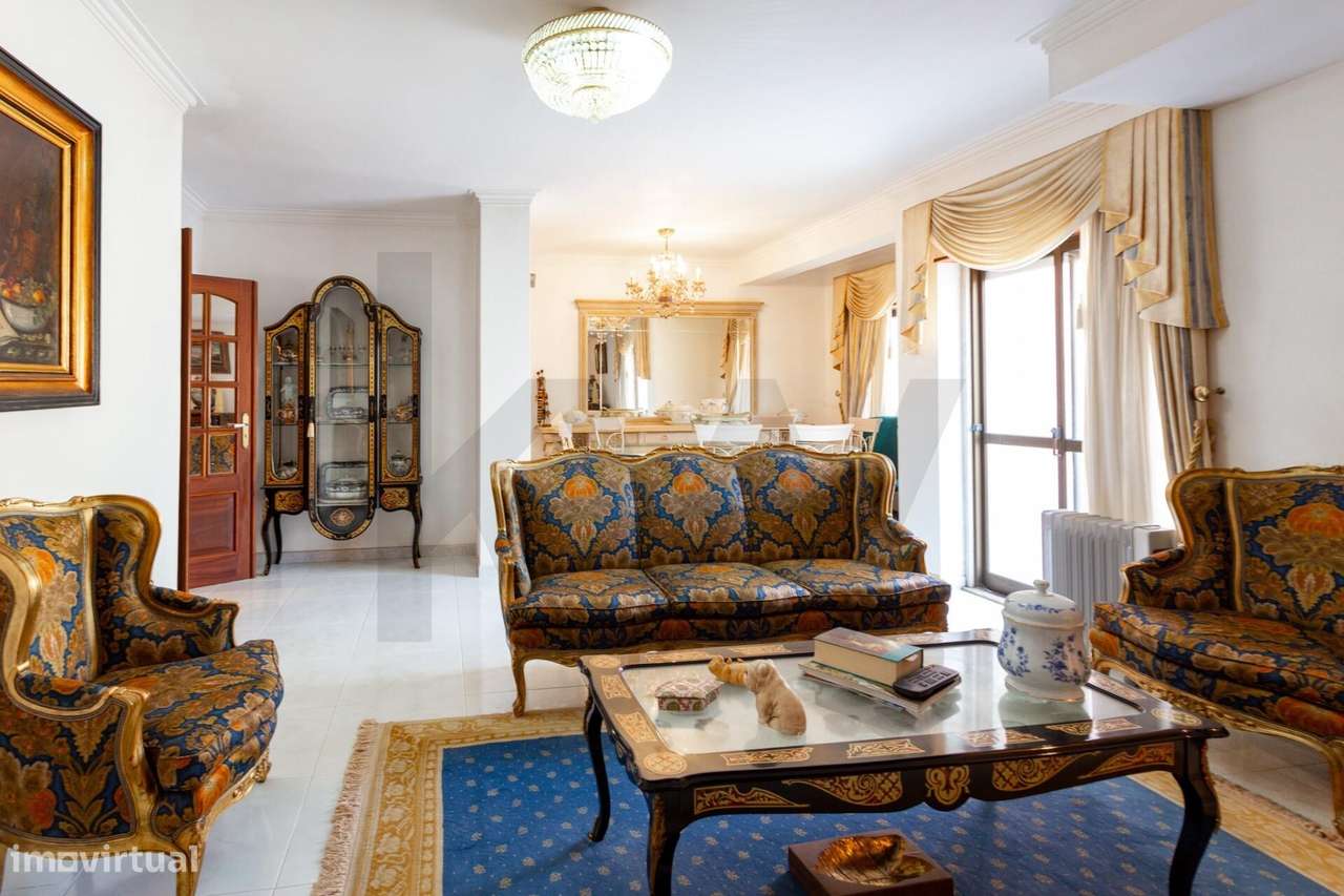 Penthouse Massamá | T2 com Terraço | Vista Panorâmica - Grande imagem: 5/35