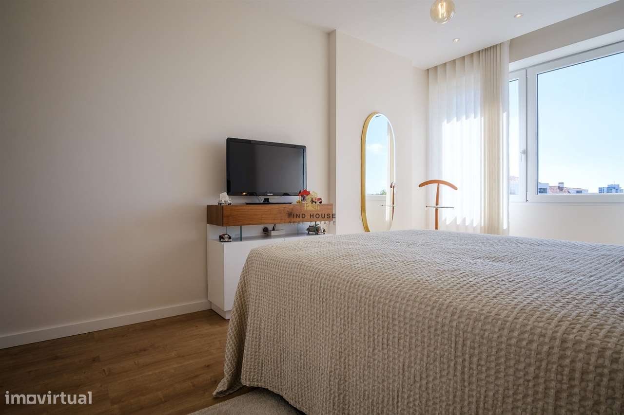 T2 com vista mar, garagem e arrecadação em Condomínio com piscina e ja-37