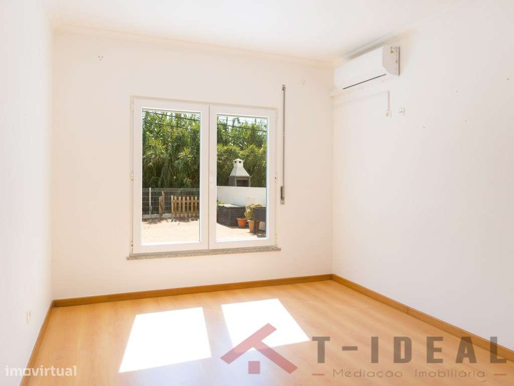 Apartamento T2 com Terraço-21
