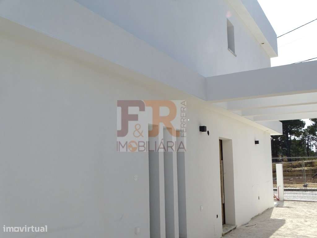 Geminada Duplex T2+1 com Pérgula Fernão Ferro-15