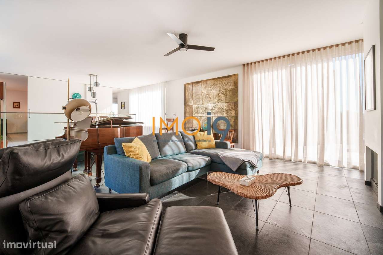 Moradia T4 Luxo - São Mamede-12