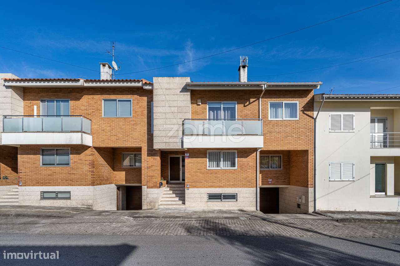 Moradia T4 em Vila Nova Famalicão. - Grande imagem: 2/33