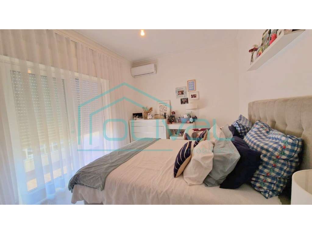 Apartamento T3 centro de Samora Correia-16