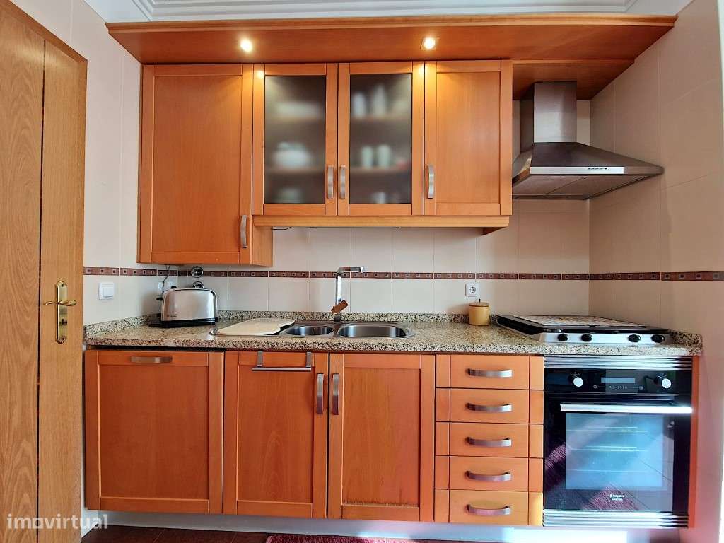 Apartamento T3 em Sesimbra com boas áreas-29