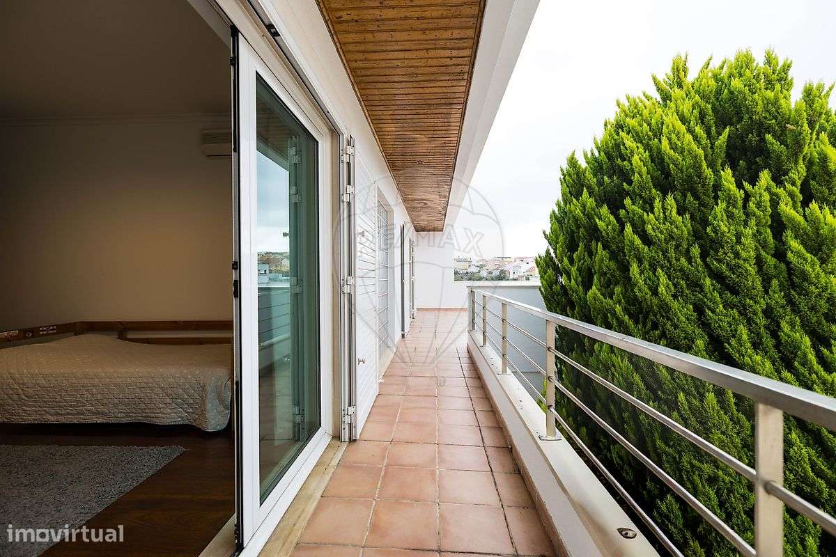 Moradia T5 para venda-23