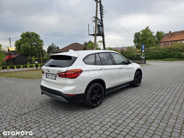 BMW X1 sDrive18d - 8