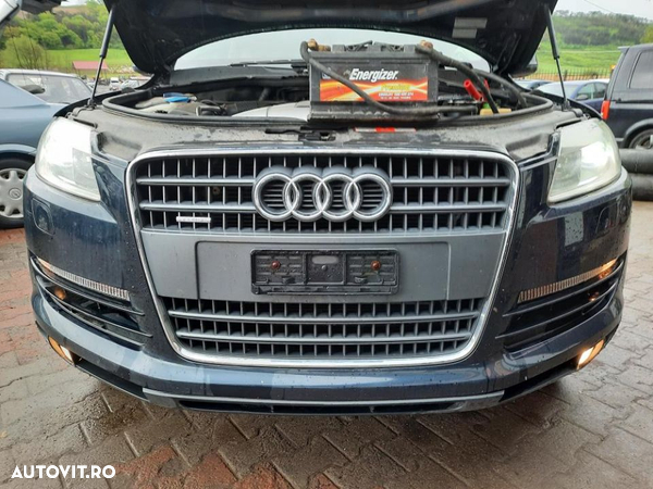 Dezmembrez Audi Q7 quattro 3.0TDi 171kw Negru LZ5Q An 2007 - 11