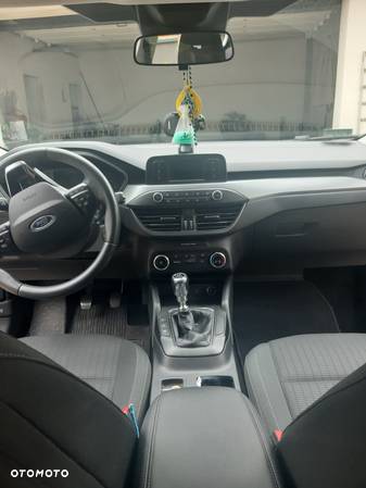 Ford Focus 1.0 EcoBoost Active - 7