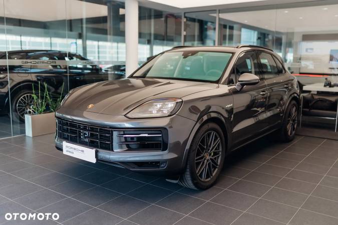 Porsche Cayenne E-Hybrid - 3