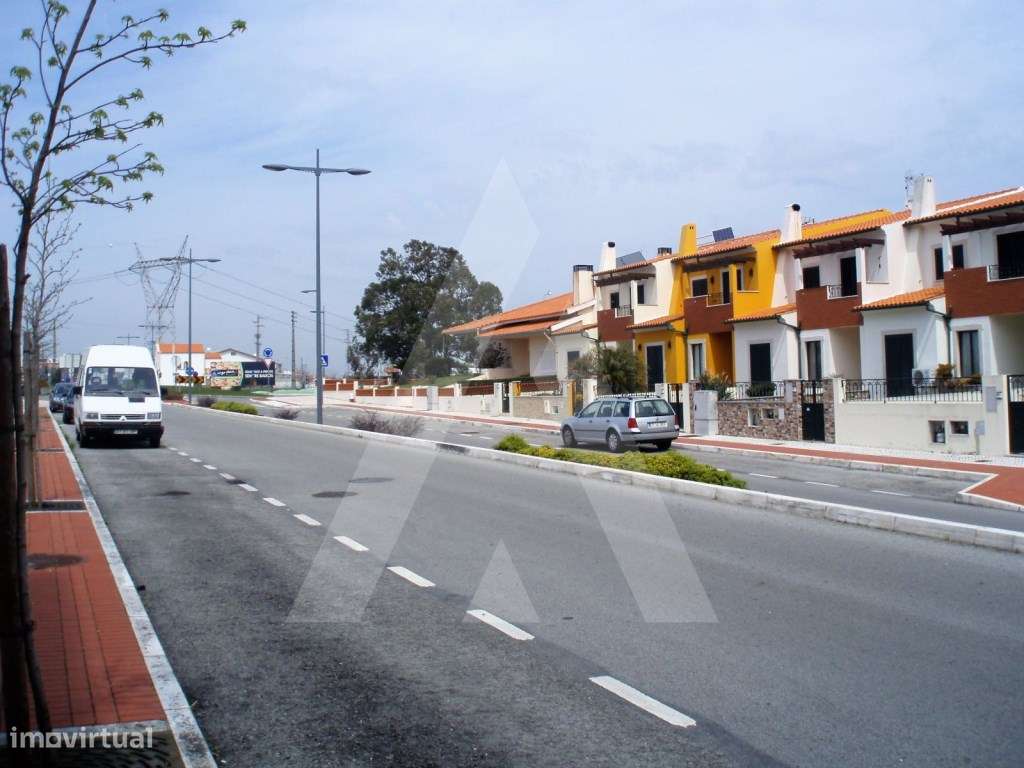 Terreno em Oliveirinha com viabilidade de construção - Grande imagem: 5/7