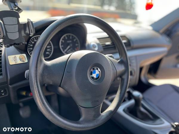 BMW Seria 1 116i - 15