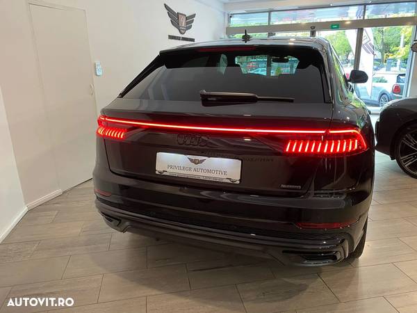 Audi Q8 - 4