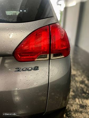 Peugeot 2008 1.4 HDi Allure - 11