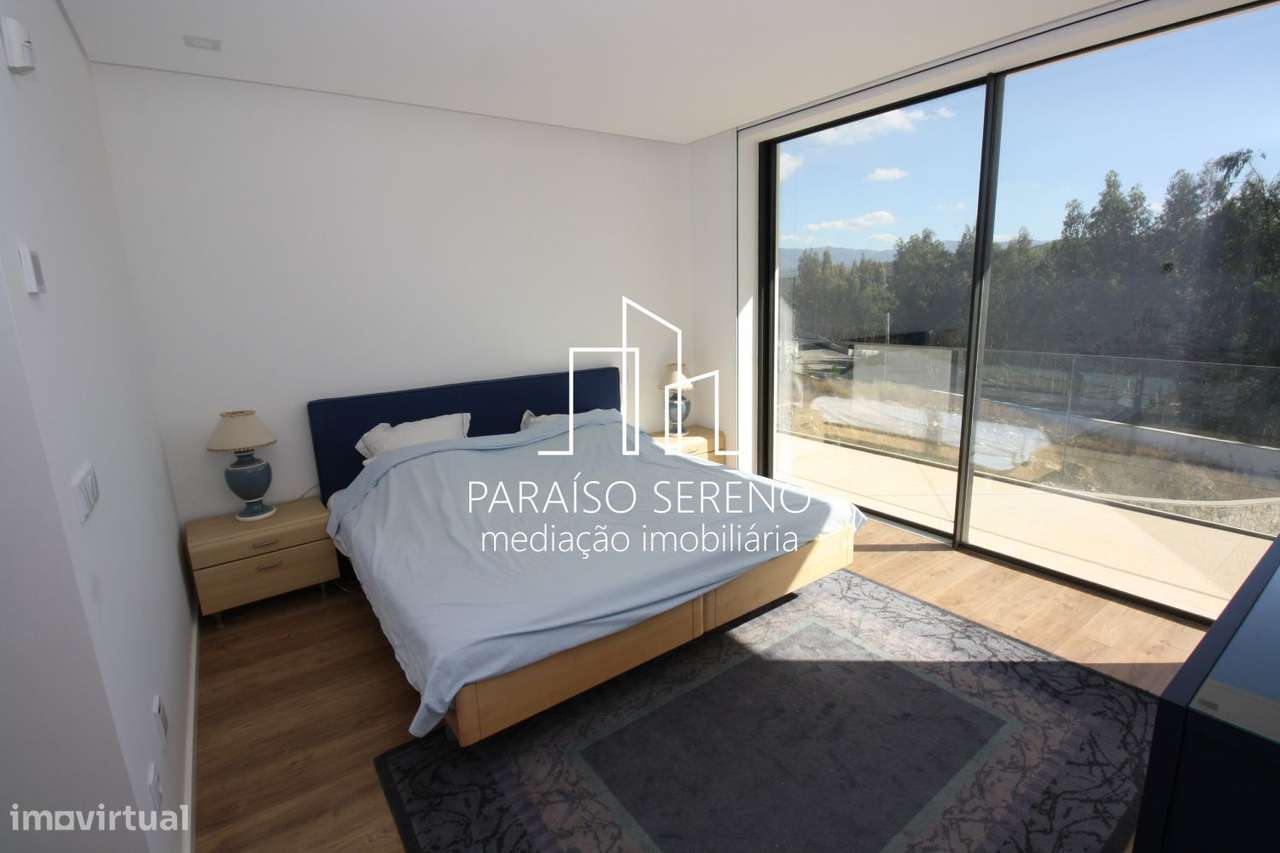 Moradia de Luxo em S. Miguel do Mato-47