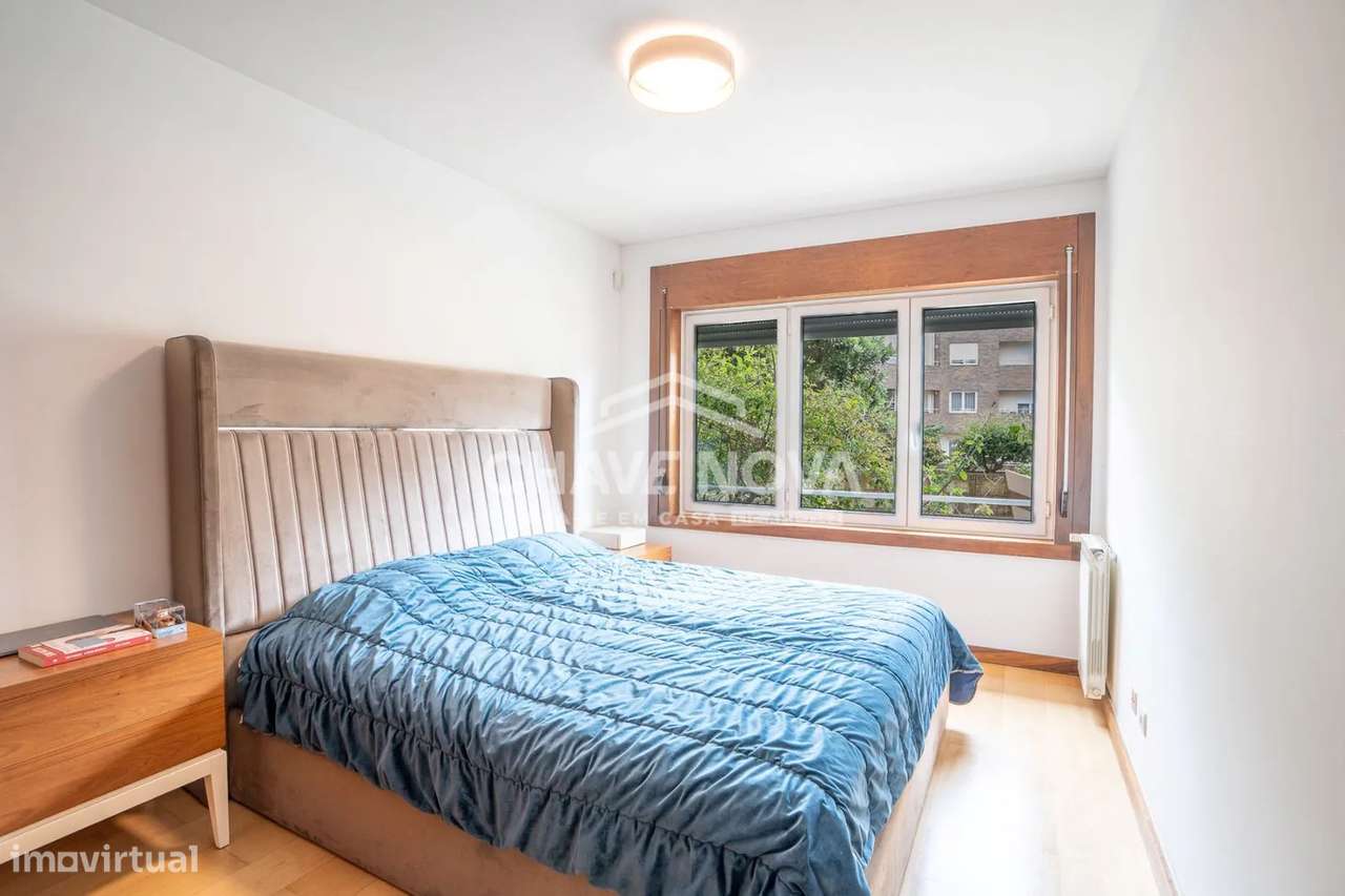 Apartamento T3 em Condomínio Fechado | Junto ao Arrábida Shopping-8